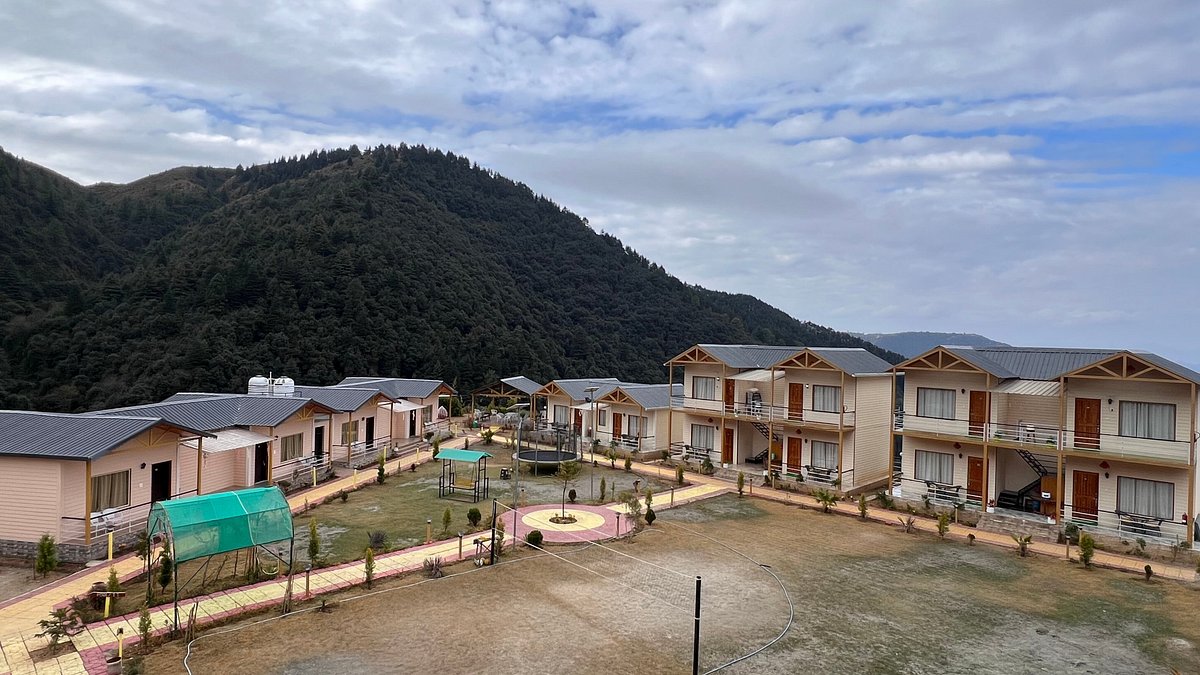 best stays in chakrata